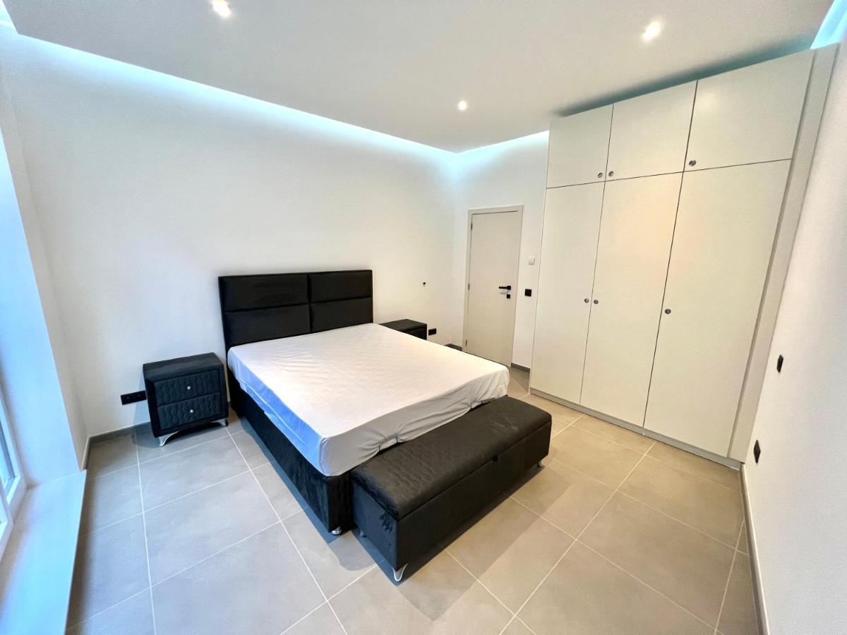Luxury Brand New Apartment Брюксел Екстериор снимка